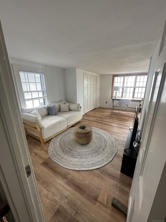 Foto del edificio - 29 Soundview Dr