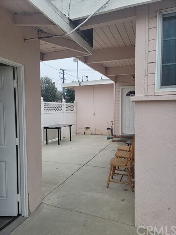 Foto del edificio - 13041 Newhope St