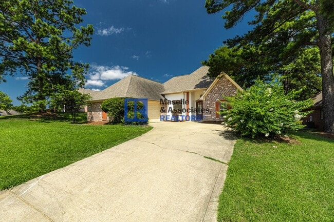 Foto del edificio - 4 Bed/3 Bath Home in Hartfield