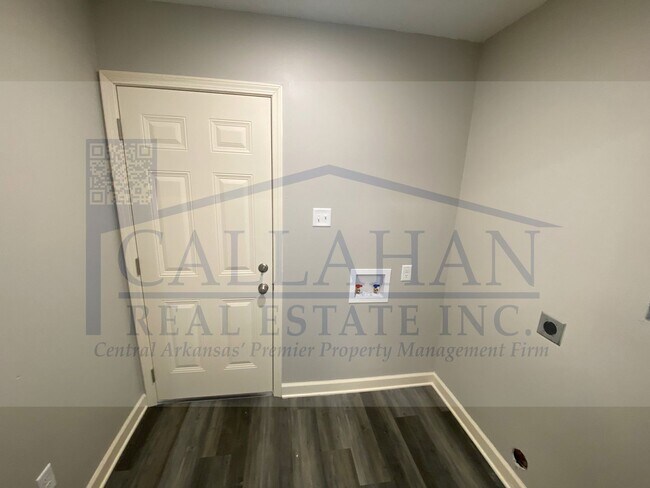 Foto del edificio - 701 W 35th St