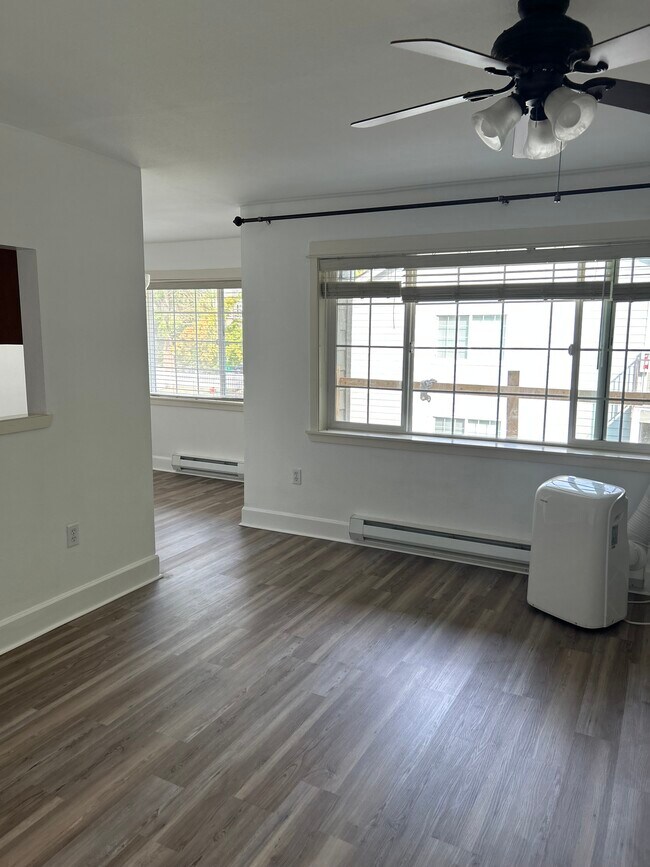 Foto del edificio - 755 5th Ave NW