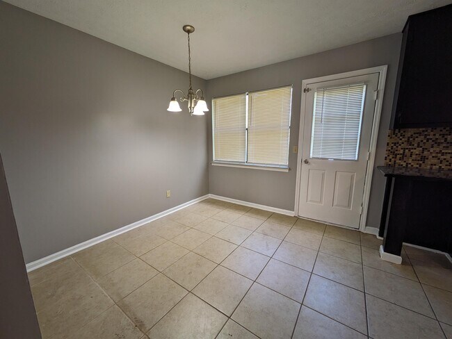 Foto del edificio - 1104 Windgate Cir NW