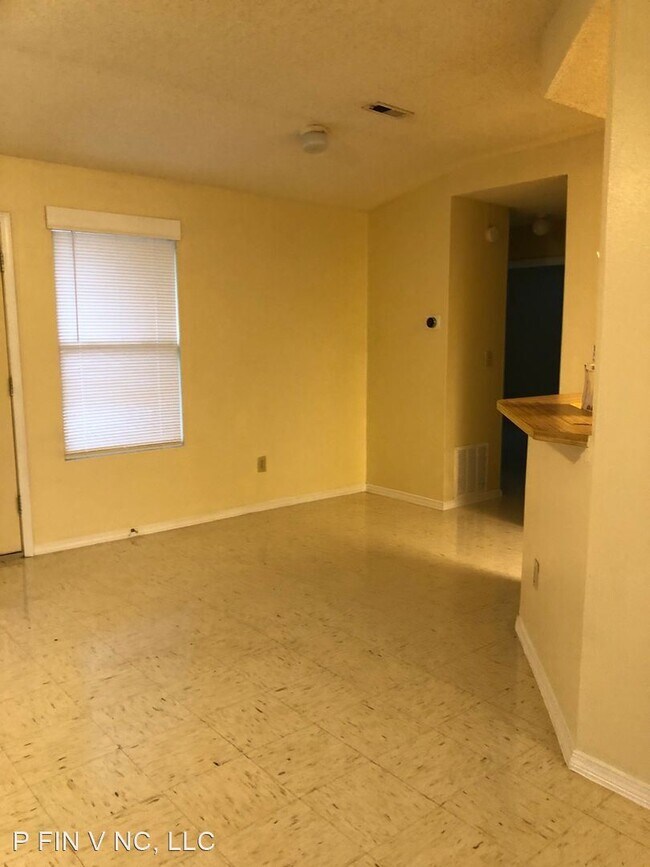 Foto del edificio - 2 br, 2 bath House - 104 Caspia Ct