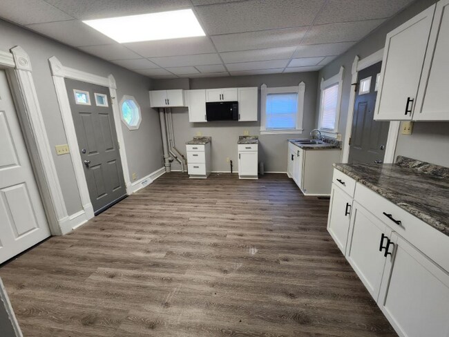 Foto del edificio - 1510 W 6th St