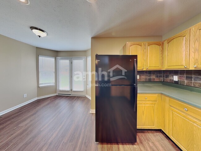 Building Photo - 829 Stonehenge Way