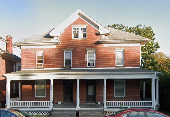 Foto del edificio - 658 Oak Hill Ave