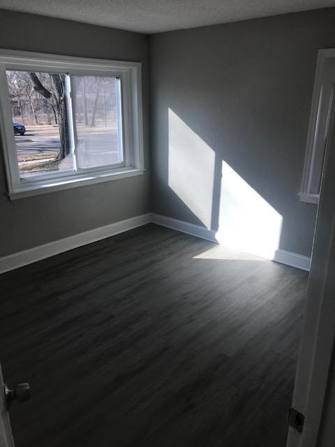 Foto del edificio - 1836 E 77th St