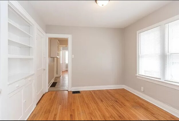 Spacious Dining Room - 1466 N Chester Ave