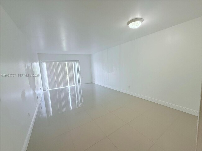 Building Photo - 7755 SW 86th St