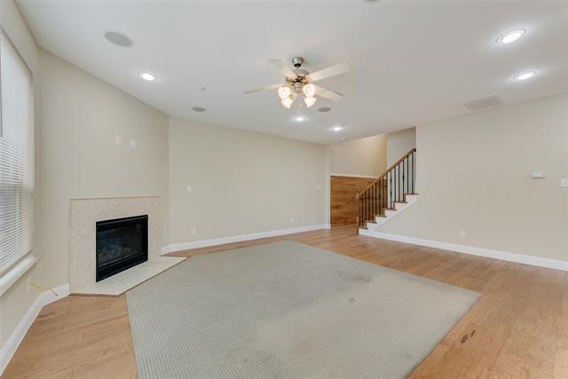 Foto del edificio - 2629 Chambers Dr