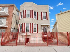 Building Photo - 921 Paterson Plank Rd