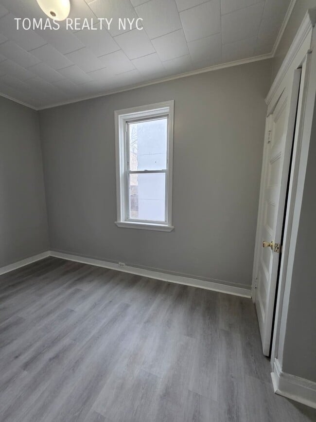 Photo - 18 Seymour St Apartment