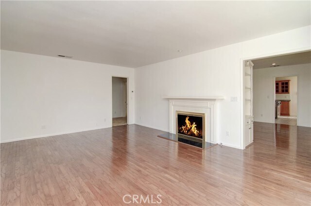 Building Photo - 136 Venetia Dr