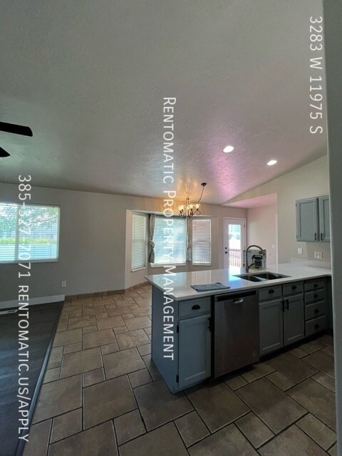 Foto del edificio - 3283 W 11975 S