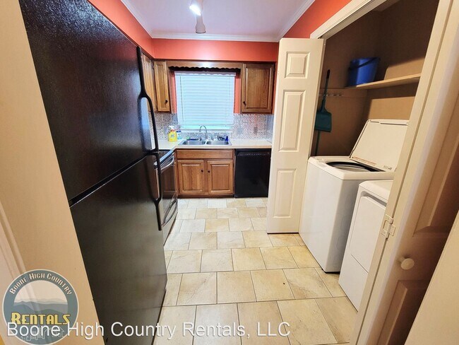 Foto del edificio - 2 br, 1.5 bath House - 1254 Camelot Ct NE