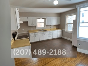 Building Photo - 15 Kennebec St