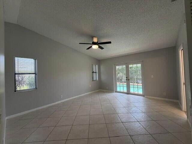 Foto del edificio - 21287 Purple Sage Ln