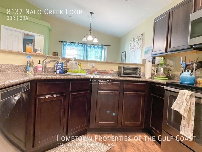 Building Photo - 8137 Nalo Creek Loop