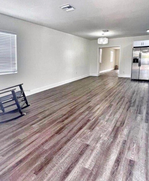 Foto del edificio - 3469 W 14th Ln
