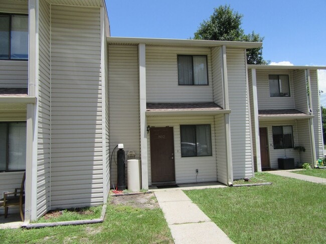 Building Photo - 802 West St