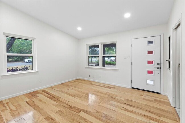 Foto del edificio - 5403 Kings Hwy