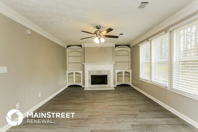 Foto del edificio - 1030 Crooked Creek Rd
