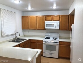 Building Photo - 5070 S Rainbow Blvd