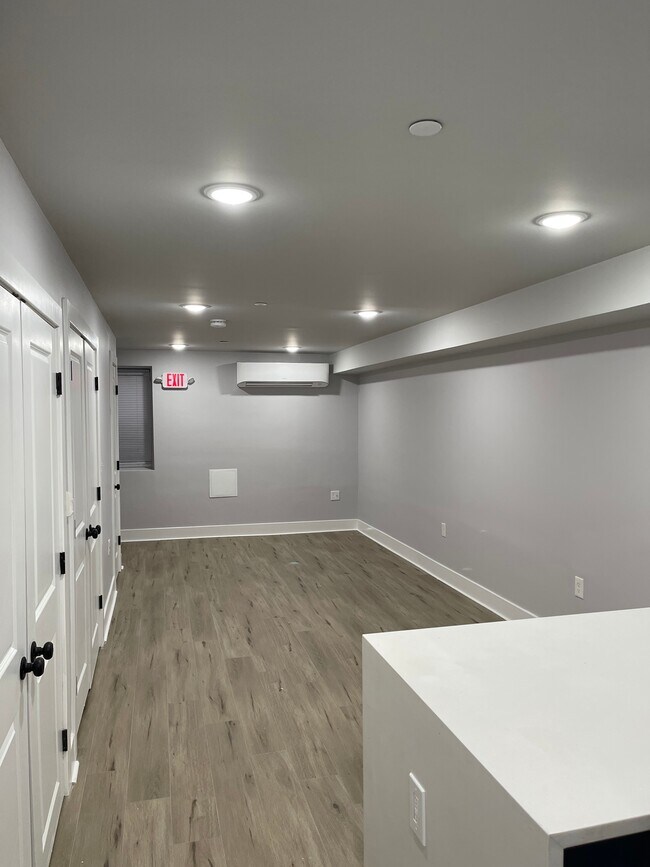 Building Photo - 3936 Haverford Ave