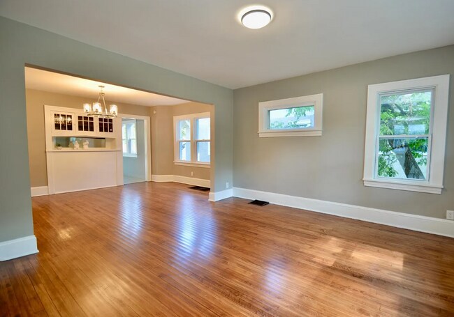 Foto del edificio - 4239 Minnehaha Ave