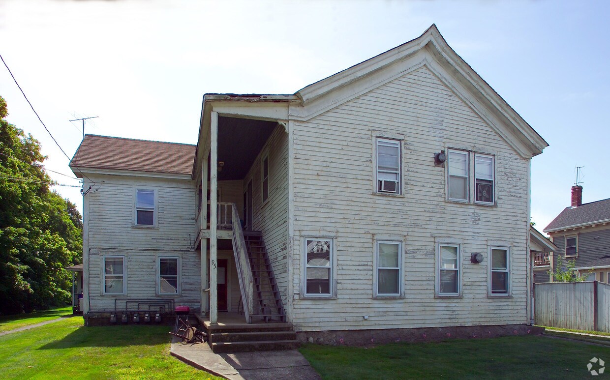 Building Photo - 94-96 Central St