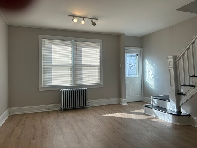 Foto del edificio - 3290 Tilton St