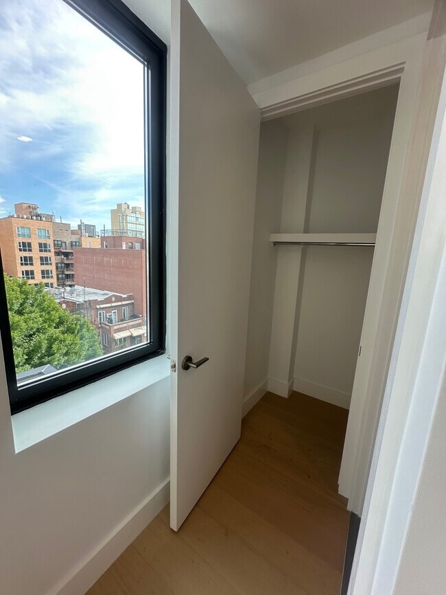 Foto del edificio - 916 58th St