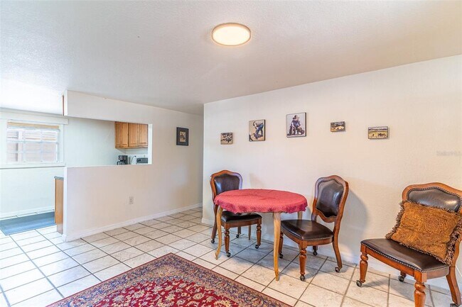 Foto del edificio - 225 W Northside Dr