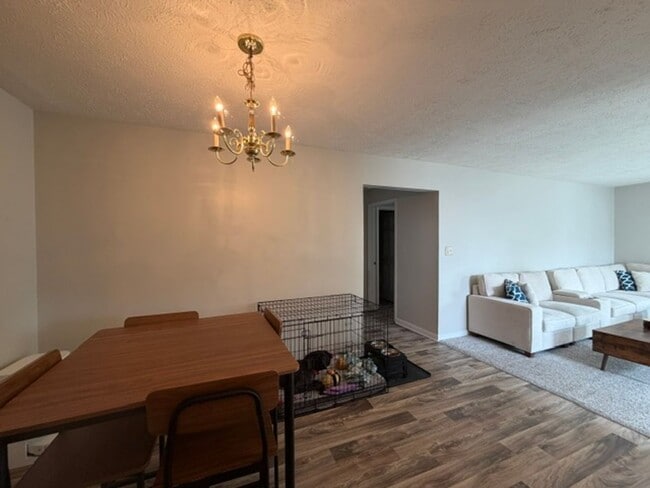 Building Photo - 200 Waterdown Dr