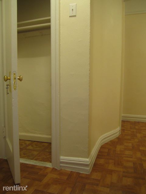 Building Photo - 2820 Bailey Ave