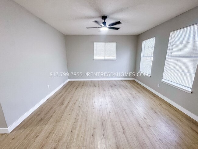 Photo - 319 Frontier Dr Apartment