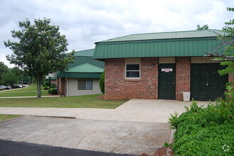 Building Photo - Brookdale Apartments