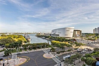 Building Photo - 900 Biscayne Blvd