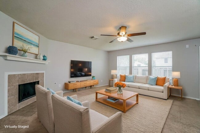 Foto del edificio - 13030 Sandhill Park Ln