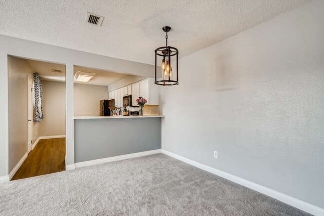 Photo - 2260 E Geddes Ave (Centennial, CO) Apartment