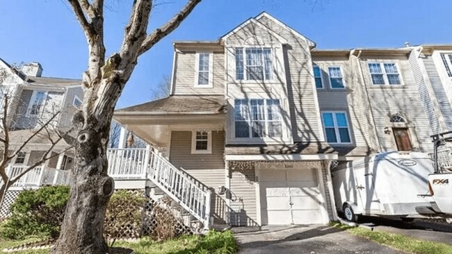 Foto del edificio - 8308 Southern Oaks Ct