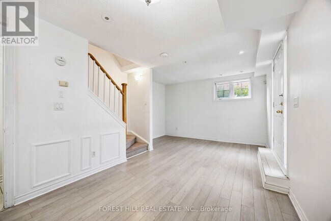 Photo du bâtiment - 870-870 Jane St
