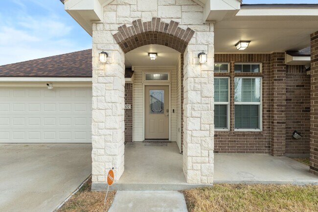 Foto del edificio - 207 Black Walnut Ct