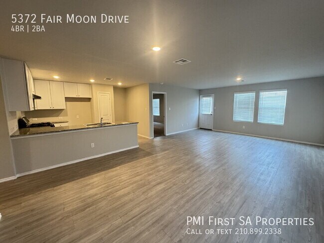 Foto del edificio - 5372 Fair Moon Dr