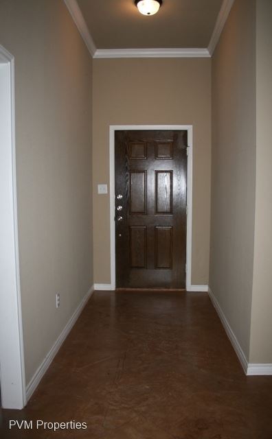 Building Photo - 3 br, 2 bath Apartment - 3156 Breton