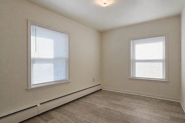 Foto del edificio - 815 Academy Heights Ave