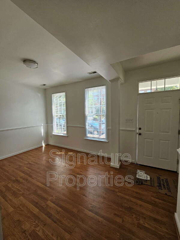 Building Photo - 506 N 24th St