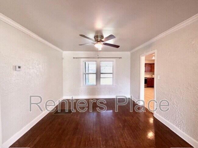 Building Photo - 5502 S Owasso Ave