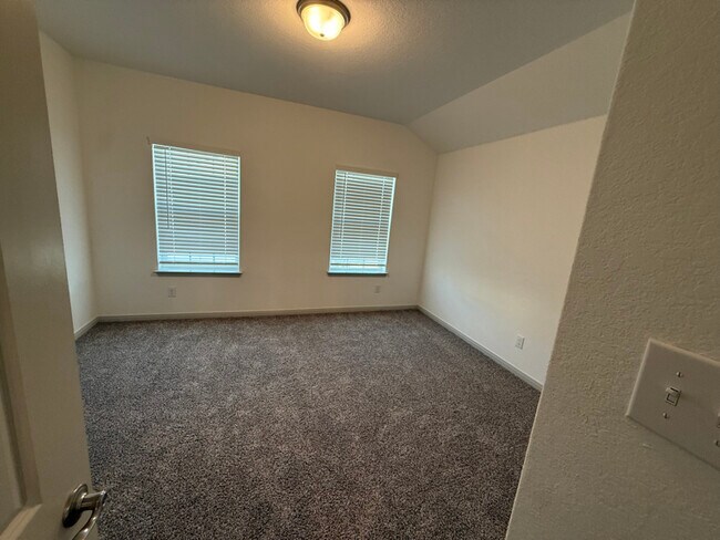 Foto del edificio - 7549 Briarwood Pass