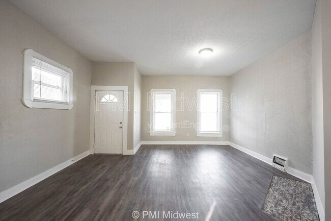 Foto del edificio - 101 N State Ave